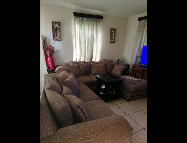 3 BEDROOM HOUSE FOR SALE IN TERENURE